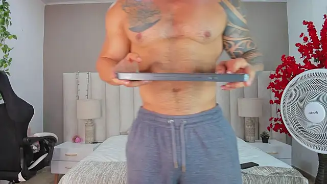 Snapshot of college_muscle_ass1 chatting on September 22, 2025, 12:51 pm college muscle ass1 online show from September 22, 2025, 12:51 pm