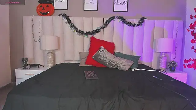 Snapshot of college_muscle_ass1 chatting on October 24, 2025, 2:41 am college muscle ass1 online show from October 24, 2025, 2:41 am