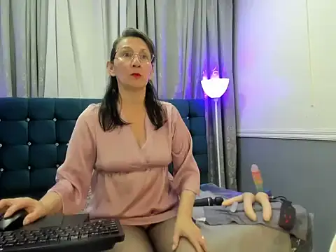 Oriana Jhonson online show from May 27, 2026, 12:29 am
