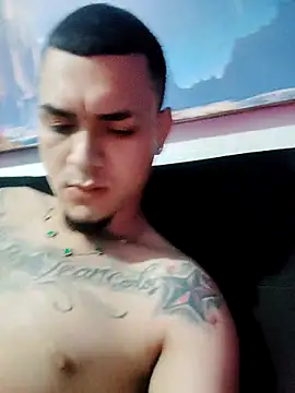 Snapshot of gaeldavid chatting on September 24, 2025, 10:57 pm gaeldavid online show from September 24, 2025, 10:57 pm