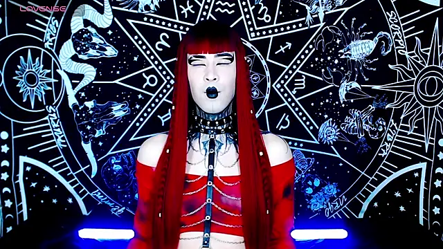 Snapshot of naomi_satan chatting on September 25, 2025, 12:03 am naomi satan online show from September 25, 2025, 12:03 am