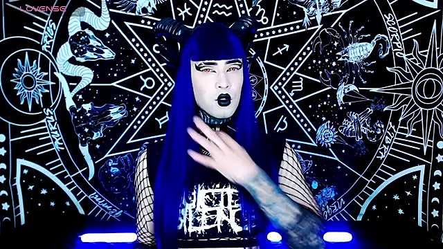 Snapshot of naomi_satan chatting on October 13, 2025, 12:21 am naomi satan online show from October 13, 2025, 12:21 am