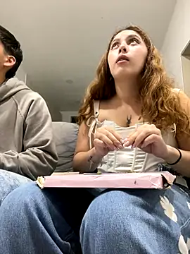 Snapshot of Samantha_2190 chatting on November 10, 2025, 4:44 am Samantha 2190 online show from November 10, 2025, 4:44 am