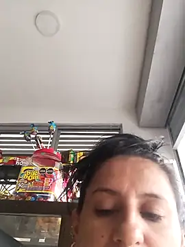 Titiss8921 online show from September 12, 2025, 12:16 pm