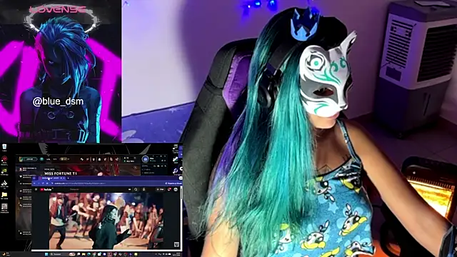 bluesubmissive online show from July 22, 2026, 4:04 am