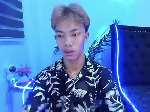 Snapshot of jersthebigfuckerxxx chatting on November 8, 2025, 2:23 am jersthebigfuckerxxx online show from November 8, 2025, 2:23 am