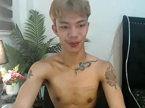 Snapshot of jersthebigfuckerxxx chatting on November 10, 2025, 4:33 am jersthebigfuckerxxx online show from November 10, 2025, 4:33 am