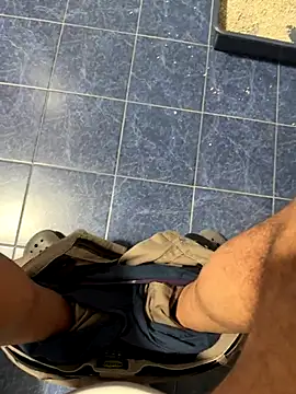 maialexte online show from December 16, 2025, 5:01 am