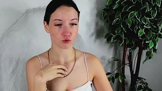 Snapshot of EileenMoores chatting on September 27, 2025, 10:31 am EileenMoores online show from September 27, 2025, 10:31 am