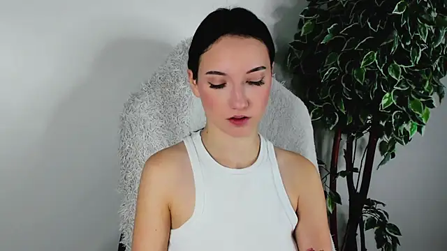 Snapshot of EileenMoores chatting on October 11, 2025, 1:09 pm EileenMoores online show from October 11, 2025, 1:09 pm