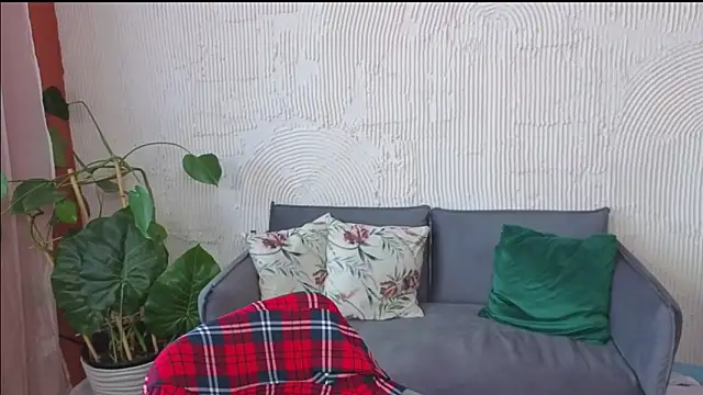 Snapshot of Vel1ka chatting on September 16, 2025, 9:43 am Vel1ka online show from September 16, 2025, 9:43 am