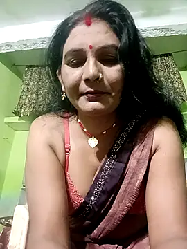 Snapshot of ZIVAA chatting on July 8, 2026, 4:06 am ZIVAA online show from July 8, 2026, 4:06 am