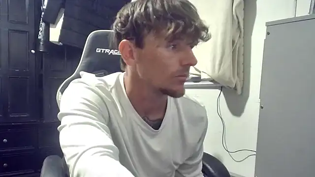 Snapshot of Robbin_Bnks chatting on September 21, 2025, 6:04 am Robbin Bnks online show from September 21, 2025, 6:04 am