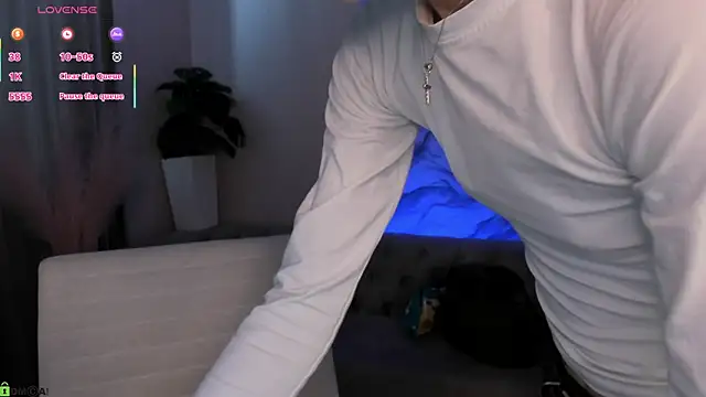 Aria Mila online show from March 15, 2026, 3:12 am