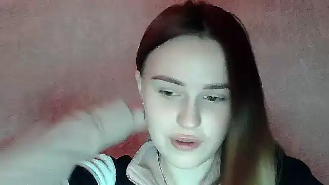 SweetLoraa online show from December 14, 2025, 8:13 pm