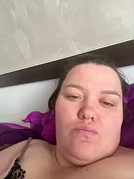 SunnyLeila2101 online show from April 11, 2026, 11:14 am