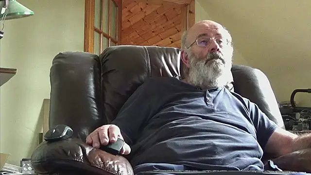 janzer13 online show from October 9, 2025, 12:36 pm