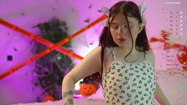 Snapshot of ambershoney chatting on October 24, 2025, 7:43 pm ambershoney online show from October 24, 2025, 7:43 pm