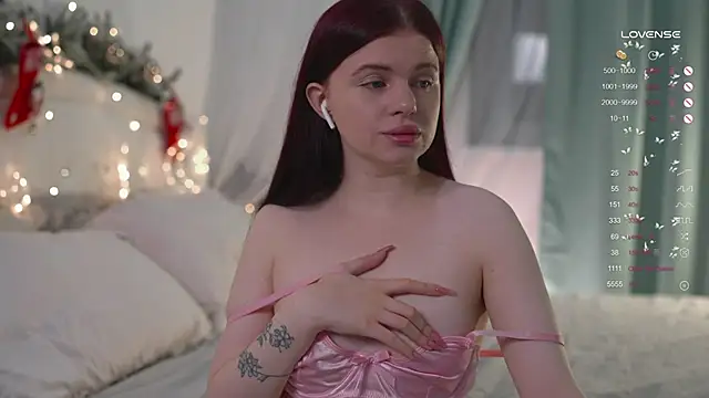 ambershoney online show from December 17, 2025, 9:21 pm