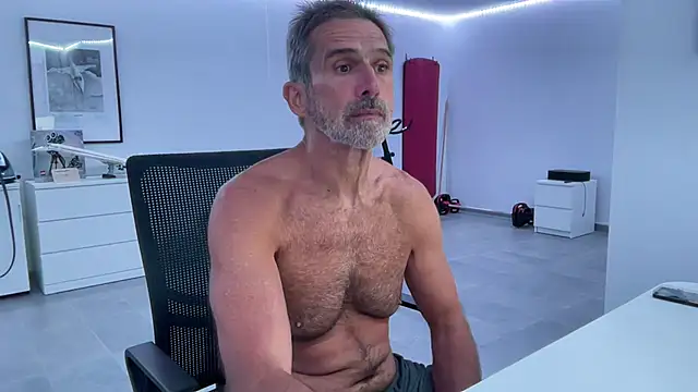 Snapshot of cumwithbrad chatting on September 14, 2025, 2:49 pm cumwithbrad online show from September 14, 2025, 2:49 pm