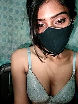 Snapshot of Crystil_love-21 chatting on March 15, 2026, 11:05 am Crystil love-21 online show from March 15, 2026, 11:05 am