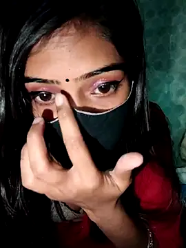 Snapshot of Crystil_love-21 chatting on March 23, 2026, 8:18 am Crystil love-21 online show from March 23, 2026, 8:18 am