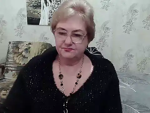 Renata62011 online show from April 3, 2026, 11:52 am