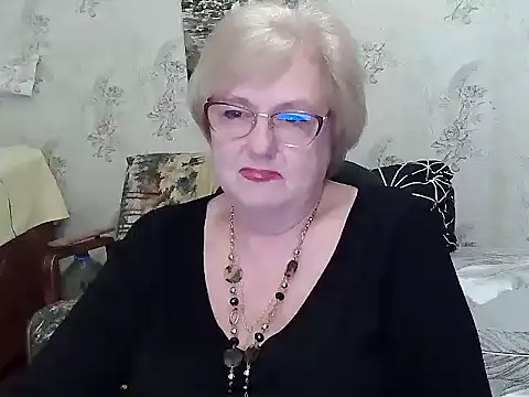 Renata62011 online show from May 11, 2026, 4:04 pm