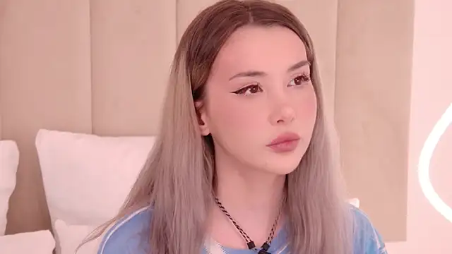 Nesolla online show from March 29, 2026, 8:25 am