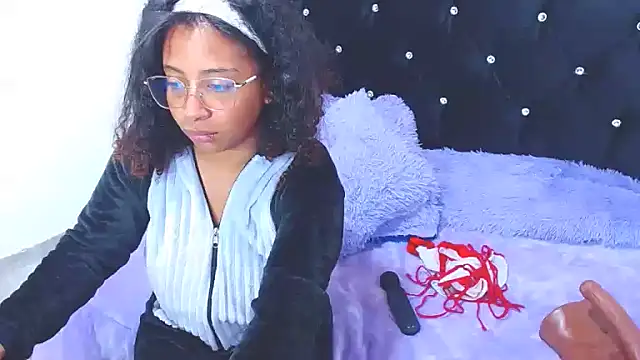 Gabi Jhons 23 online show from November 7, 2025, 9:09 am