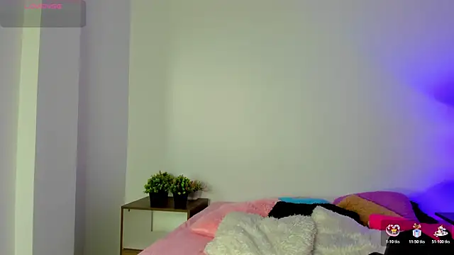 bell popperr  online show from December 17, 2025, 7:09 pm