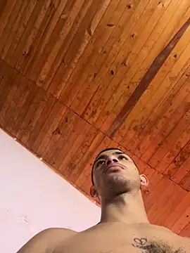 Snapshot of ArturoCardona_ chatting on October 25, 2025, 10:56 am ArturoCardona online show from October 25, 2025, 10:56 am