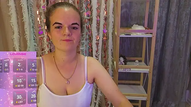 Snapshot of Luisa_Rosee chatting on September 10, 2025, 6:41 pm Luisa Rosee online show from September 10, 2025, 6:41 pm