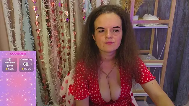 Luisa Rosee online show from September 12, 2025, 5:57 pm