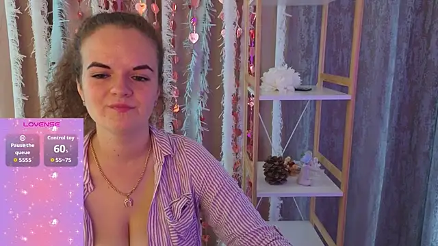 Luisa Rosee online show from September 25, 2025, 10:41 am