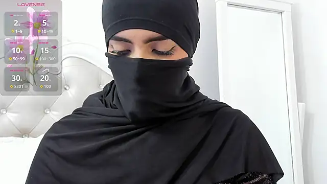 Jasmin hamdan online show from March 26, 2026, 10:59 pm