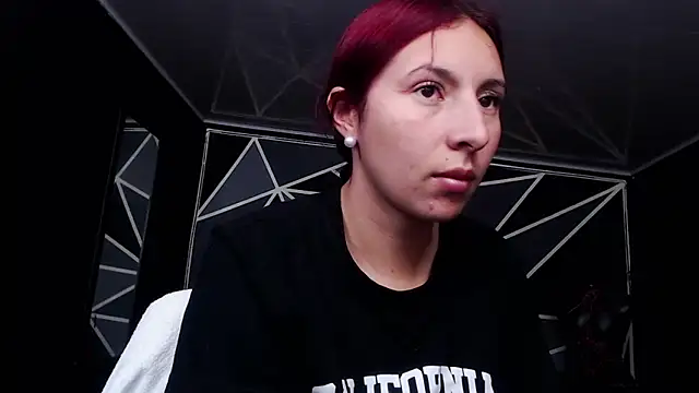 kattypurple online show from November 6, 2025, 1:56 pm