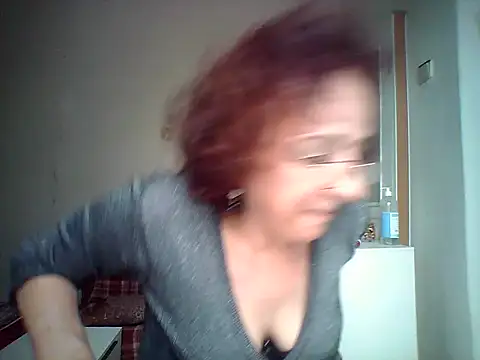 Snapshot of Julia54391 chatting on October 17, 2025, 7:44 am Julia54391 online show from October 17, 2025, 7:44 am