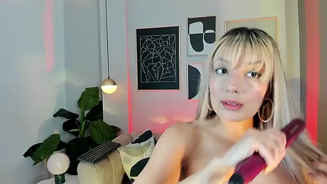 Snapshot of marie_bass chatting on February 3, 2026, 1:16 pm marie bass online show from February 3, 2026, 1:16 pm