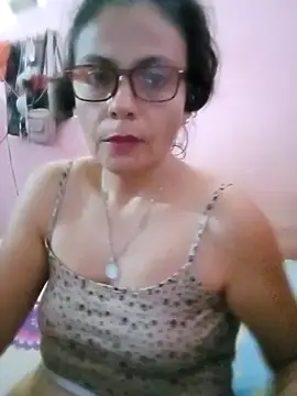 chocoluze online show from July 16, 2026, 3:07 pm