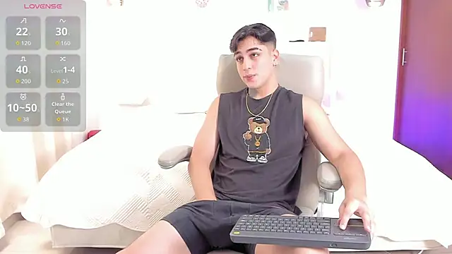 Snapshot of Thiago_winteer chatting on October 26, 2025, 5:46 am Thiago winteer online show from October 26, 2025, 5:46 am