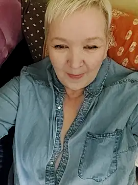 Snapshot of ForgeMeNot51 chatting on November 16, 2025, 8:42 am ForgeMeNot51 online show from November 16, 2025, 8:42 am