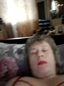 Snapshot of Catherine372311 chatting on December 15, 2025, 1:15 pm Catherine372311 online show from December 15, 2025, 1:15 pm