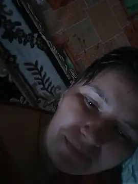 Snapshot of Romashka33011 chatting on September 19, 2025, 7:10 am Romashka33011 online show from September 19, 2025, 7:10 am