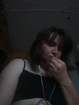 Snapshot of Romashka33011 chatting on November 9, 2025, 10:46 am Romashka33011 online show from November 9, 2025, 10:46 am