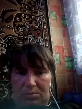 Romashka33011 online show from June 12, 2026, 11:53 am