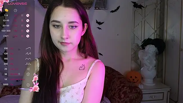 Eva Maller online show from November 2, 2025, 11:45 am