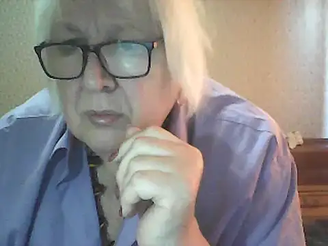 Alexia64231 online show from October 26, 2025, 6:19 am