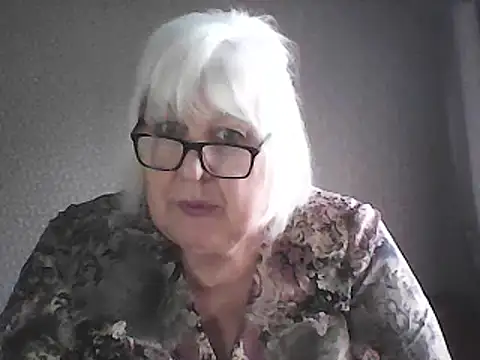 Alexia64231 online show from February 6, 2026, 1:25 pm