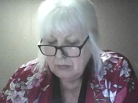 Alexia64231 online show from April 3, 2026, 2:53 am